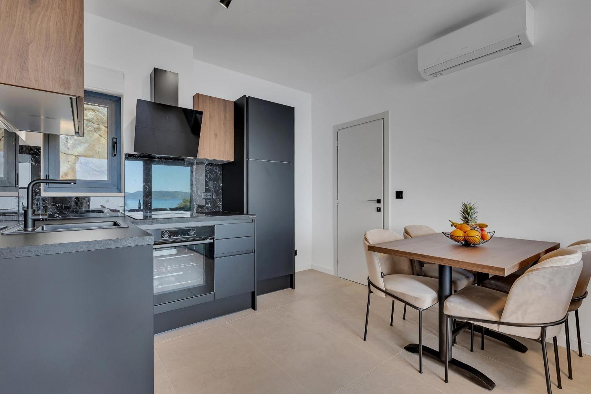 Villa Lito - Only 50M From Sea! - Makarska Exklusiv Брела Екстер'єр фото