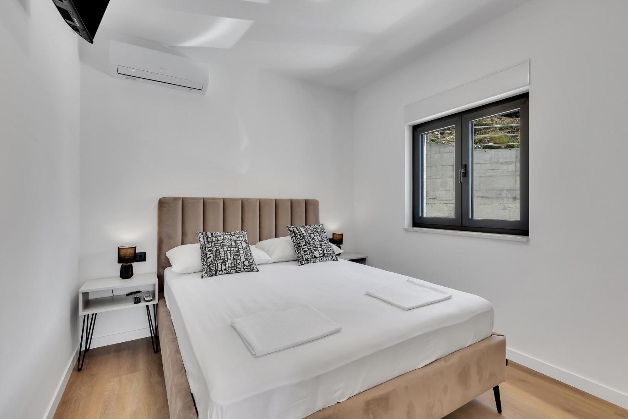 Villa Lito - Only 50M From Sea! - Makarska Exklusiv Брела Екстер'єр фото